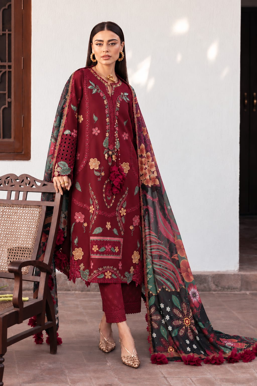Jazmin D-02 Karandi – Luxury Embroidered winter 3-Piece Suit