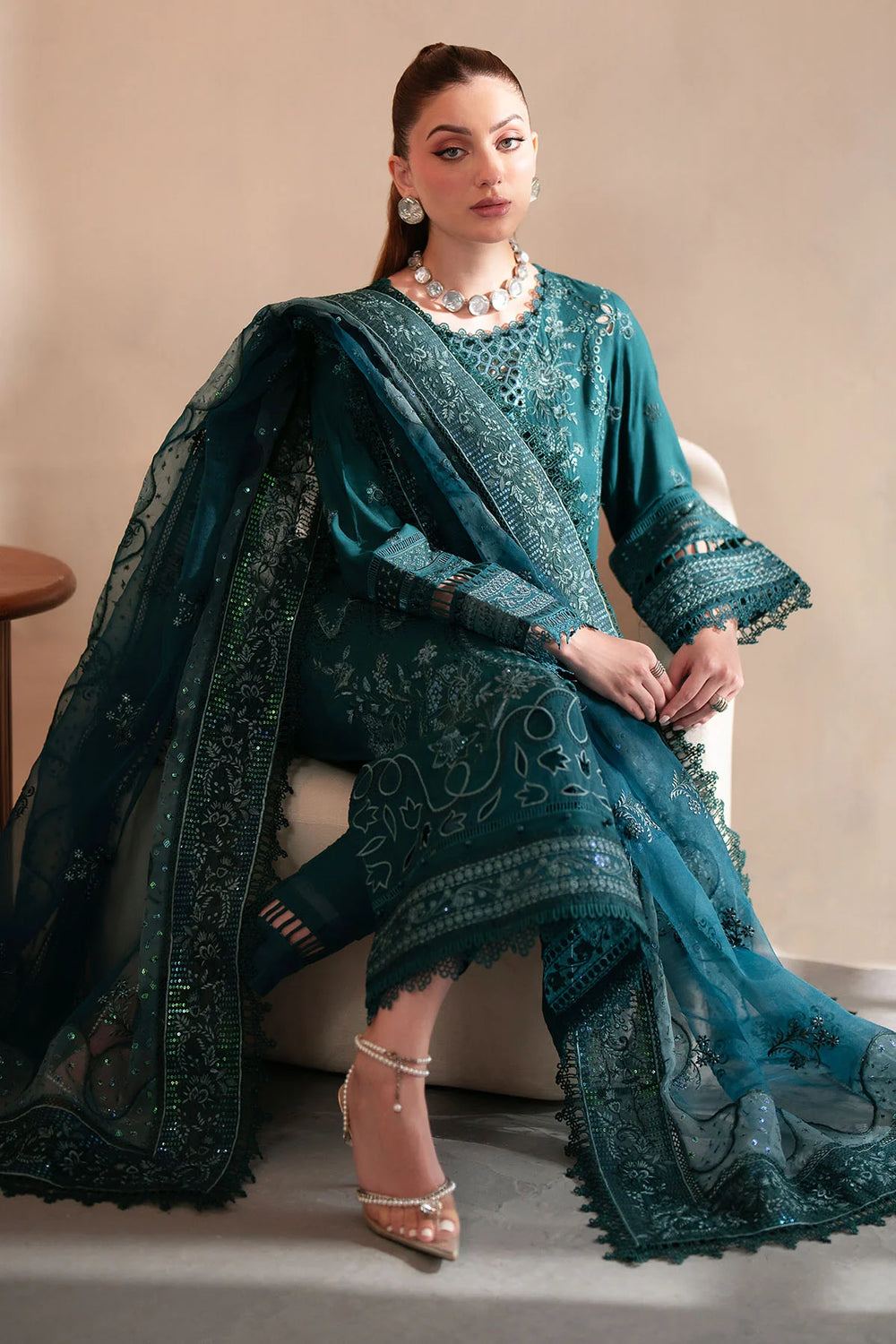 Nureh Karandi Ready-to-Wear Organza Dupatta – 2.5 Meter